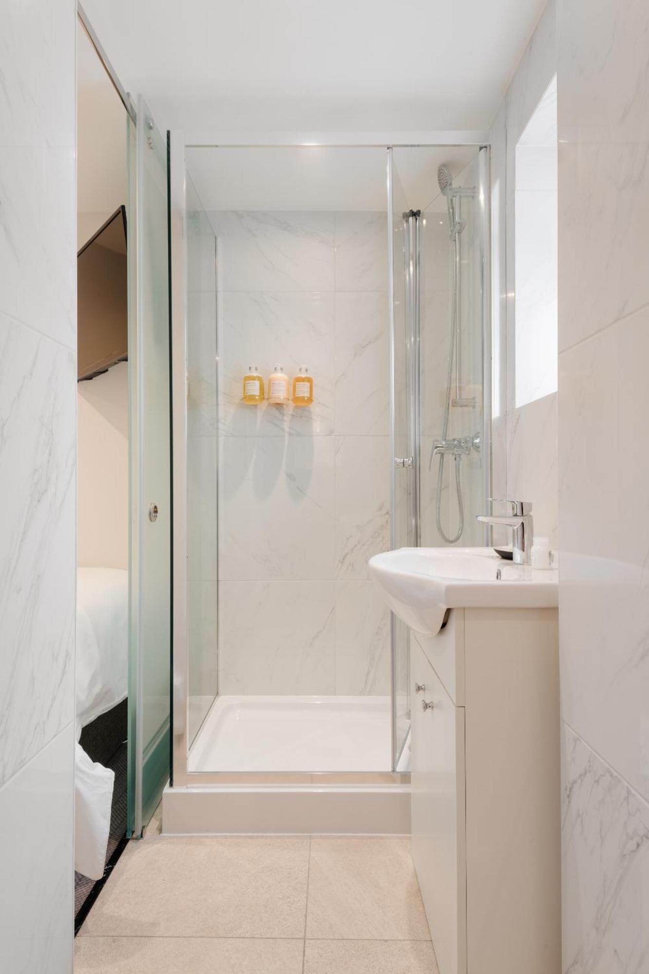 Rove Hotel London Paddington Bilik gambar